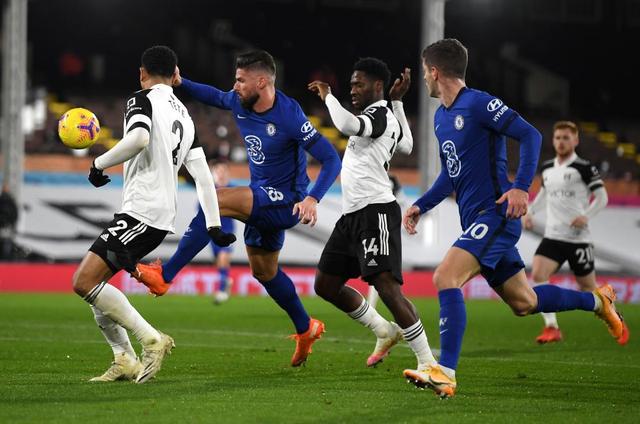 德天空：拜仁引进费耶诺德右后卫里德的谈判正在取得进展