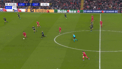 毕尔巴鄂竞技对阵马德里竞技：西甲第15轮巅峰对决，谁能笑到最后？